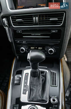 Внедорожник / Кроссовер Audi Q5 2016 в 