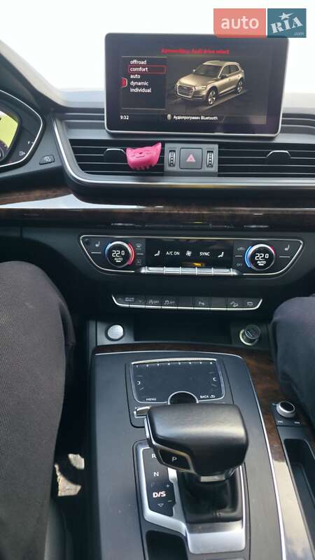 Внедорожник / Кроссовер Audi Q5 2017 в Ровно