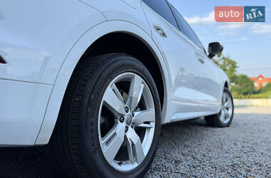 Внедорожник / Кроссовер Audi Q5 2017 в 