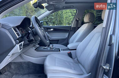 Внедорожник / Кроссовер Audi Q5 2020 в 