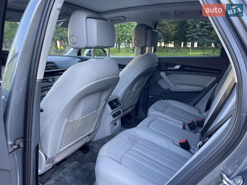 Внедорожник / Кроссовер Audi Q5 2020 в Ровно фото 19 Внедорожник / Кроссовер Audi Q5 2020 в Ровно