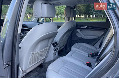 Внедорожник / Кроссовер Audi Q5 2020 в 