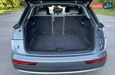 Внедорожник / Кроссовер Audi Q5 2020 в 