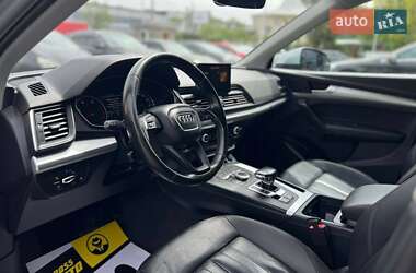 Внедорожник / Кроссовер Audi Q5 2017 в 