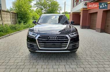 Внедорожник / Кроссовер Audi Q5 2017 в 