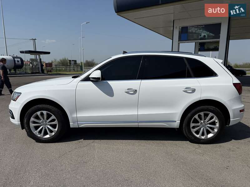 Внедорожник / Кроссовер Audi Q5 2015 в Днепре