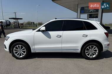 Внедорожник / Кроссовер Audi Q5 2015 в 