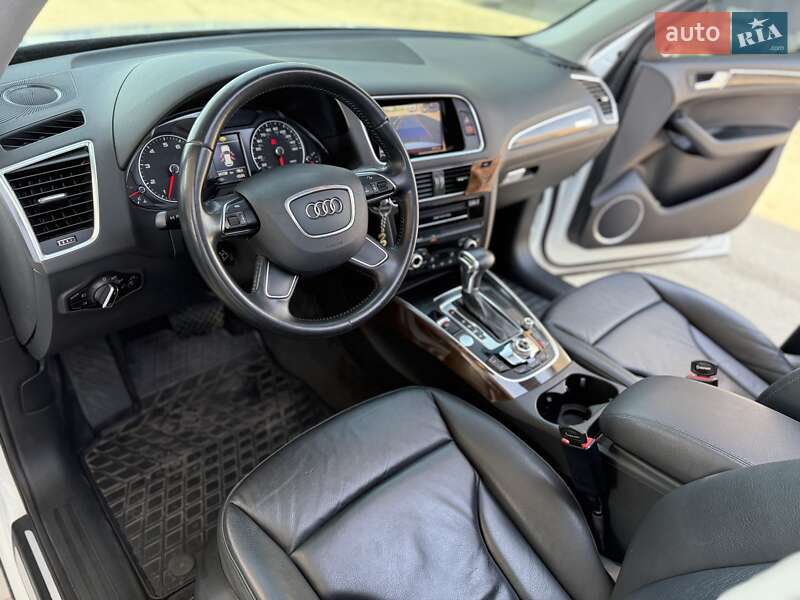 Внедорожник / Кроссовер Audi Q5 2015 в Днепре
