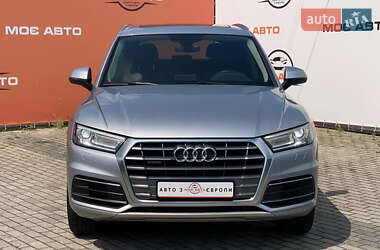Позашляховик / Кросовер Audi Q5 2019 в 