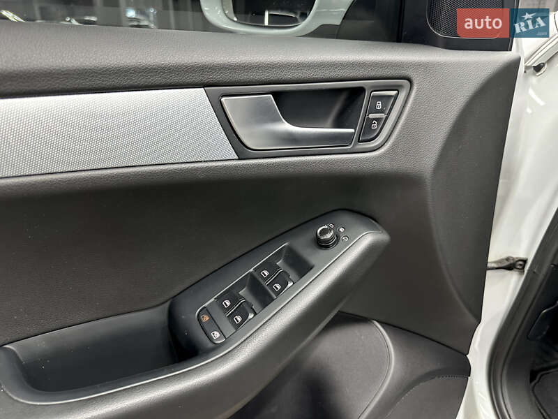 Внедорожник / Кроссовер Audi Q5 2011 в Харькове