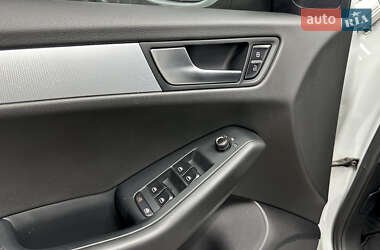 Позашляховик / Кросовер Audi Q5 2011 в 