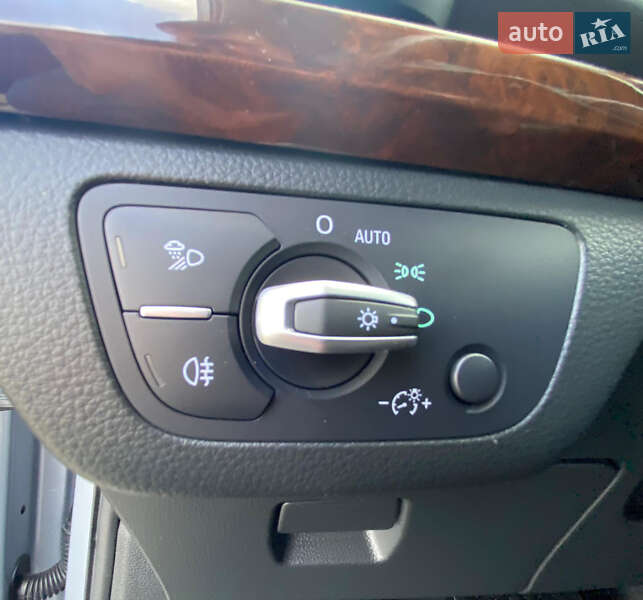 Внедорожник / Кроссовер Audi Q5 2019 в Ровно