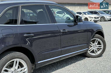 Позашляховик / Кросовер Audi Q5 2016 в 