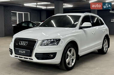 Позашляховик / Кросовер Audi Q5 2011 в 