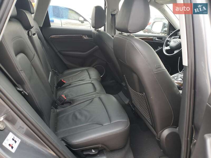 Позашляховик / Кросовер Audi Q5 2016 в Львові