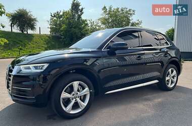 Внедорожник / Кроссовер Audi Q5 2020 в 
