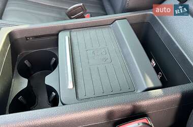 Внедорожник / Кроссовер Audi Q5 2020 в 
