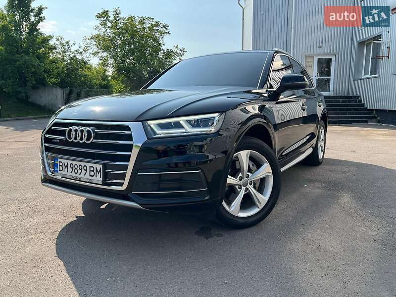 Внедорожник / Кроссовер Audi Q5 2020 в 