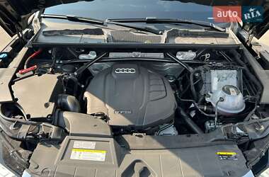 Внедорожник / Кроссовер Audi Q5 2020 в 
