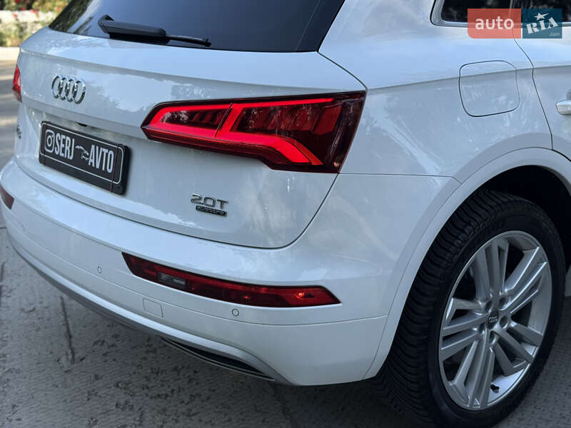 Позашляховик / Кросовер Audi Q5 2018 в Харкові