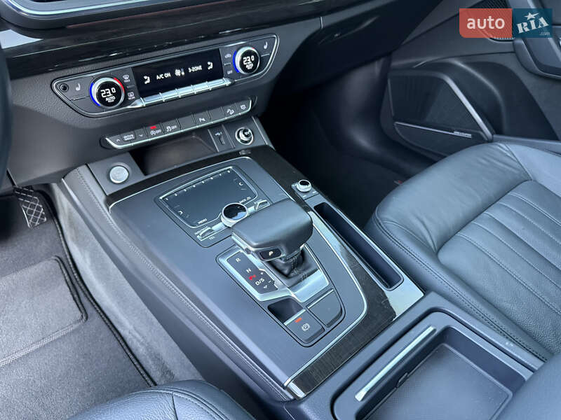 Позашляховик / Кросовер Audi Q5 2018 в Харкові