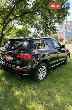 Внедорожник / Кроссовер Audi Q5 2016 в 