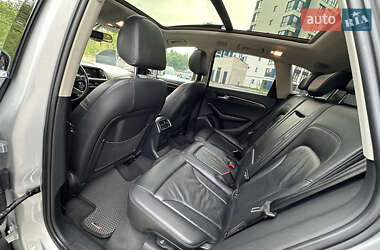 Позашляховик / Кросовер Audi Q5 2011 в 