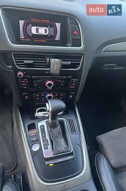 Внедорожник / Кроссовер Audi Q5 2018 в 