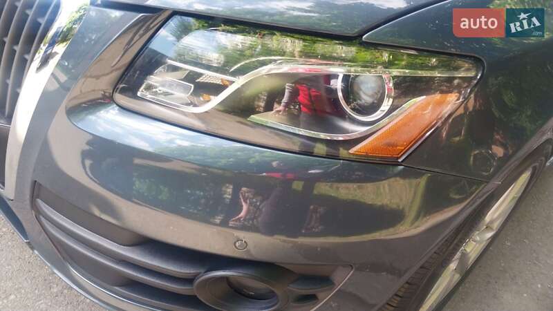 Внедорожник / Кроссовер Audi Q5 2010 в 