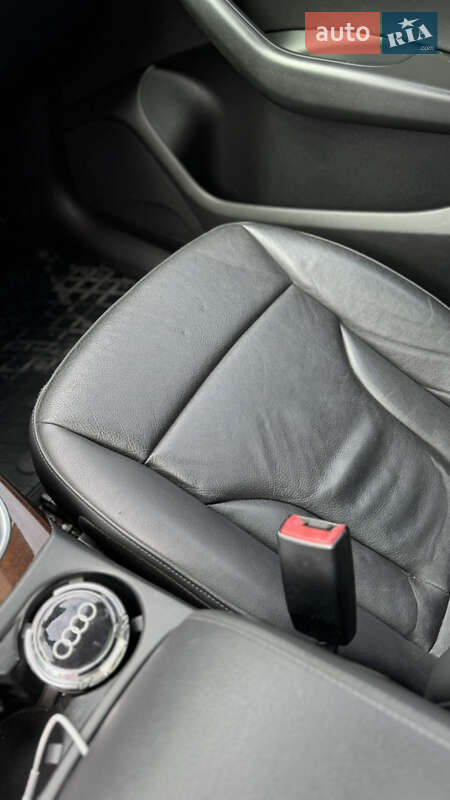 Внедорожник / Кроссовер Audi Q5 2012 в Нововолынске