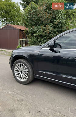 Внедорожник / Кроссовер Audi Q5 2012 в Нововолынске