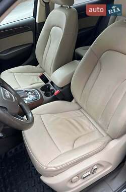 Позашляховик / Кросовер Audi Q5 2016 в 