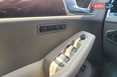 Внедорожник / Кроссовер Audi Q5 2011 в 