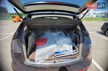 Внедорожник / Кроссовер Audi Q5 2011 в 