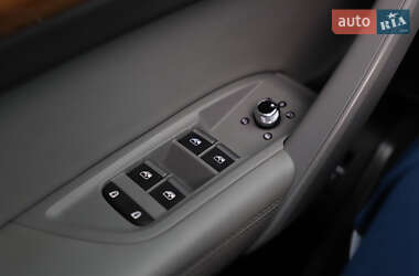 Внедорожник / Кроссовер Audi Q5 2021 в 