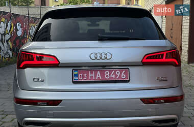 Позашляховик / Кросовер Audi Q5 2018 в 