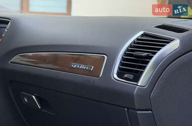 Внедорожник / Кроссовер Audi Q5 2010 в 