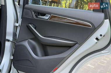 Внедорожник / Кроссовер Audi Q5 2010 в 