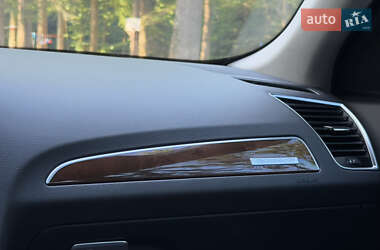 Внедорожник / Кроссовер Audi Q5 2010 в 