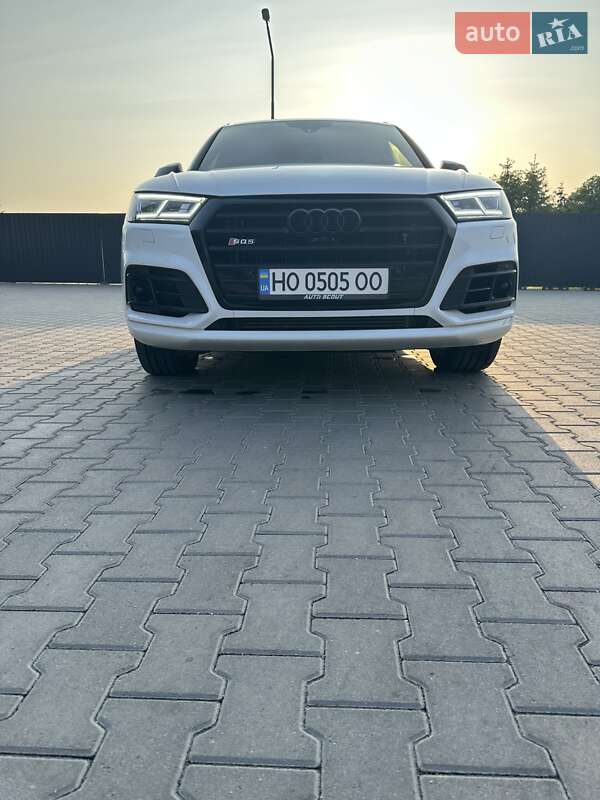 Внедорожник / Кроссовер Audi Q5 2019 в Тернополе