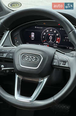 Внедорожник / Кроссовер Audi Q5 2019 в 