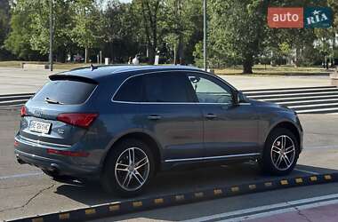 Внедорожник / Кроссовер Audi Q5 2015 в 