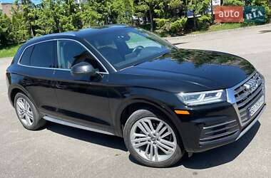 Внедорожник / Кроссовер Audi Q5 2019 в 