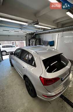 Внедорожник / Кроссовер Audi Q5 2012 в 