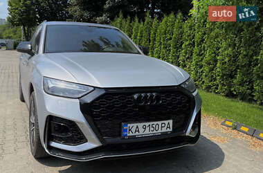 Внедорожник / Кроссовер Audi Q5 2022 в 