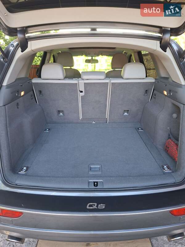 Внедорожник / Кроссовер Audi Q5 2012 в Смеле