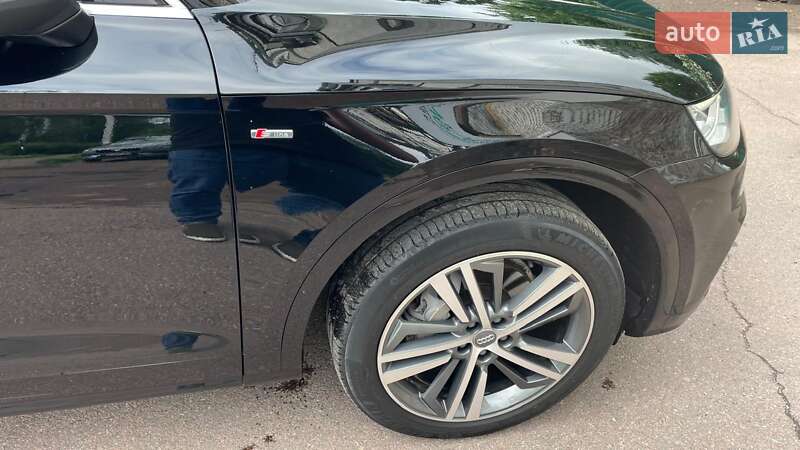 Внедорожник / Кроссовер Audi Q5 2018 в Житомире