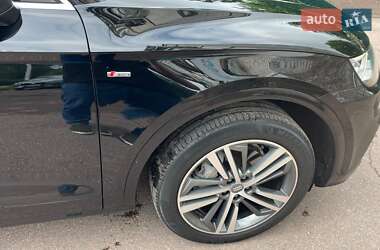 Внедорожник / Кроссовер Audi Q5 2018 в 