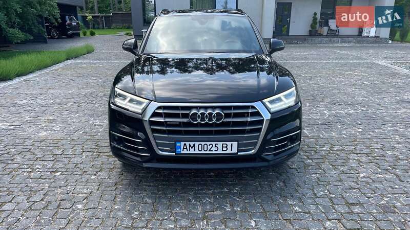 Внедорожник / Кроссовер Audi Q5 2018 в Житомире