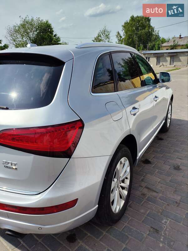 Внедорожник / Кроссовер Audi Q5 2015 в Городке